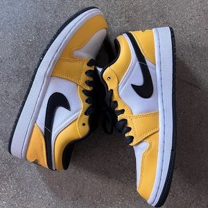 Air Jordan 1 low top laser orange